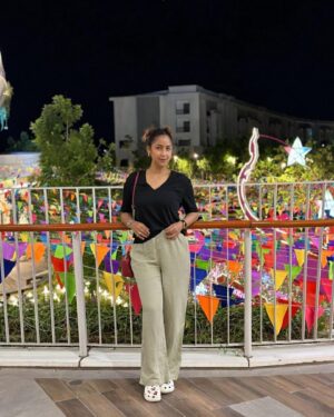 Kalpana Kalita Instagram - “Amidst life’s complexity, dare to remain simple, for therein lies the power to truly connect with your essence.”🤍💚💙