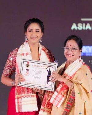 Kalpana Kalita Instagram - I am incredibly honored and grateful to have received the Asianet Iconic Award for our film “Rongatapu 1982.” This recognition means the world to me and is a testament to the hard work and dedication of our entire team. Thank you to Asianet for this prestigious honor, and to all who supported us along the way.🙏