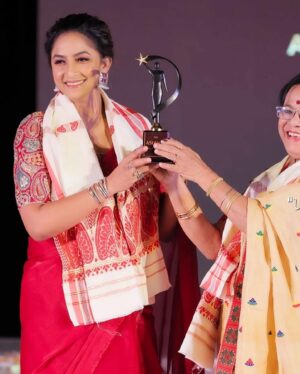 Kalpana Kalita Instagram - I am incredibly honored and grateful to have received the Asianet Iconic Award for our film “Rongatapu 1982.” This recognition means the world to me and is a testament to the hard work and dedication of our entire team. Thank you to Asianet for this prestigious honor, and to all who supported us along the way.🙏