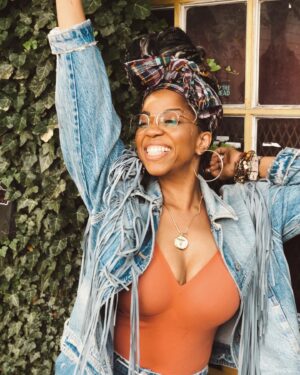 Kamilah Marshall Instagram - Over here CLAIMING MIRACLES and GOOD days for ALL of us….
Well, MOST of us….
•
•
•
📸 @sylmac
#miracles #gooddays #youcantstealmyjoy
#joyinthejourney