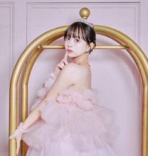 Kanako Hiramatsu Instagram - 32歳になりました💠

年齢を重ねるたびに
愛と優しさと知性をみにつけて
素敵な女性になっていきたいです💎

いつも沢山の応援を
ありがとうございます💕

#平松可奈子生誕祭2023