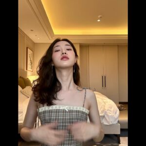 Kang Hae-lim Instagram - 👩‍❤️‍💋‍👩걸즈나잇앤 파뤼