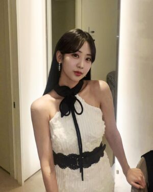 Kang Hye-yeon Instagram - 매일 다른 나!