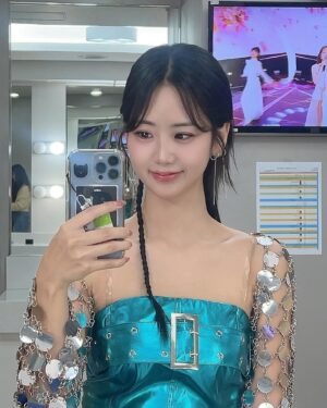 Kang Hye-yeon Instagram - Like 단스 가수 빠밤