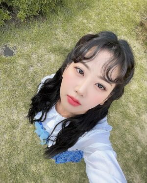 Kang Hye-yeon Instagram - 보았습니다 찍어 셀카 촬칵촬칵