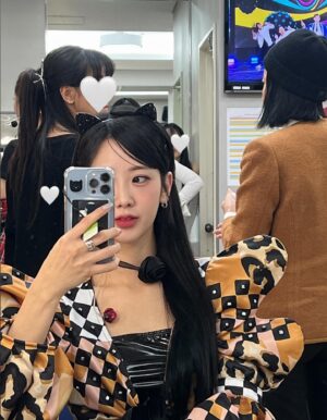 Kang Hye-yeon Instagram - 나는야 동물 집합소 🐹🐰🐱🐯🫎🐴🐆🐈🐇🐿️