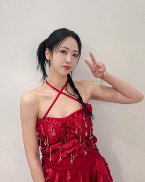 Kang Hye-yeon Instagram - 매일 다른 나!