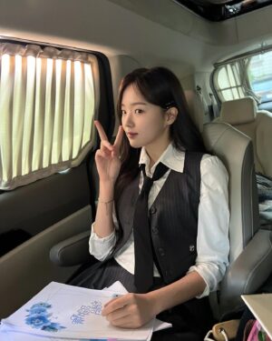 Kang Na-eon Thumbnail - 146.2K Likes - Top Liked Instagram Posts and Photos