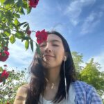 Kang Ji-young Instagram - 📚❤️🐶💛🌹🕊️