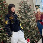 Kang Ye-won Instagram - 언니랑🎄♥️ @abybom__official @abybombom