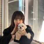 Kang Ye-won Instagram - 보리 만나니깐 설렘💜 담엔 빛나두 함께해🫶