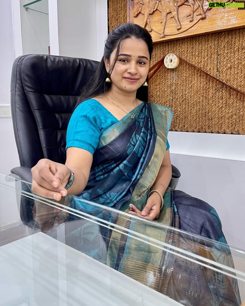 Kannika Snekan Instagram - The Tussar Silk Saree is from @bagavati_boutique . One upcoming Unique boutique located in Tuticorin. They have wide range of sarees and maxis for any occasions . Do visit the page and check out their collections