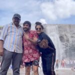 Kannika Snekan Instagram - En Birthday ku wish panna ellorukkum romba romba nanri love you lot guys ❤️🥰🤞🏻🌿🌸💐🎂🎼 திற்பரப்பு அருவி குமரி 💦🌿 #snekan #birthday #travel #enjoy #love #care #peace #beatyfull #beach #falls #rain #enjoy #enjoyment #onetimelife