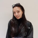 Kanon Miyahara Instagram - 久しぶりの #かのんのしふく sunglasses: @resee.official jacket: @punyus tops: @gu_for_all_ skirt: @aclent_official shoes: @noname.japan