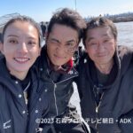 Kanon Miyahara Instagram - 写真連投します！！ 監督と愉快な仲間たち💪❤️‍🔥 クロトー２週連続トレンド入り ありがとうございます！ 最後まで魂込めてクロトー演じさせていただきます🔥 #仮面ライダーガッチャード #kamenrider #冥黒の三姉妹 #クロトー #坂本浩一監督