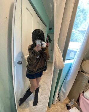 Kaori NeVille Instagram - Going to the Doctor fit!

#outfitinspo #outfitoftheday #fyp #model #cuteoutfits #styleinspo #outfitideas #loveya