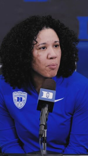 Kara Lawson Instagram - All about the team. All about winning for each other.