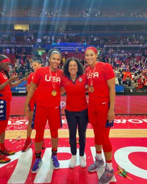 Kara Lawson Instagram - Mama, we are World Champions! 🇺🇸🏀🥇