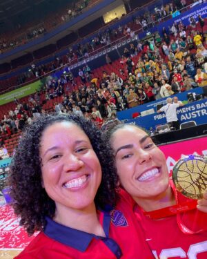 Kara Lawson Instagram - Mama, we are World Champions! 🇺🇸🏀🥇