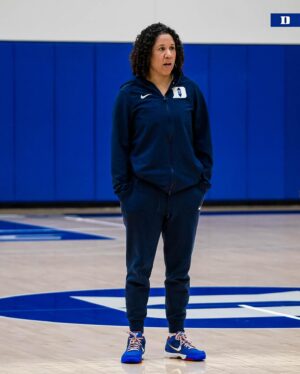 Kara Lawson Instagram - Kobe 4 Protro ‘Philly’ drops Summer 24 🫣