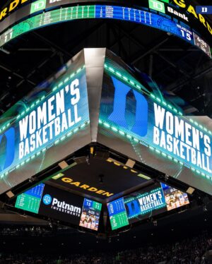 Kara Lawson Instagram - Thanks for the love Boston 💚