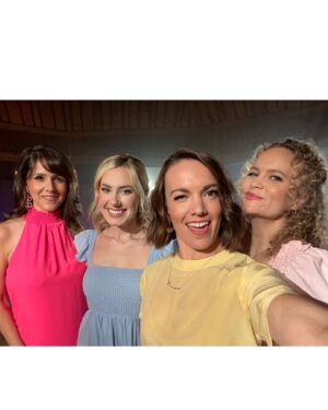Kara Lindsay Instagram - 4 Glindas plus several cameras equals lots of smizing and hilarity 😂💞🫧 We had a great time making the Popular video together in celebration of @wicked_musical ‘s 20th Anniversary on Broadway! Hoping you’re enjoying all the celebrations and congratulotions that are happening this month!