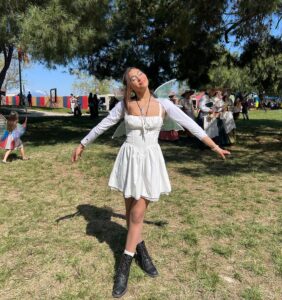 Actress Kara Royster HD Instagram Photos and Wallpapers April 2024