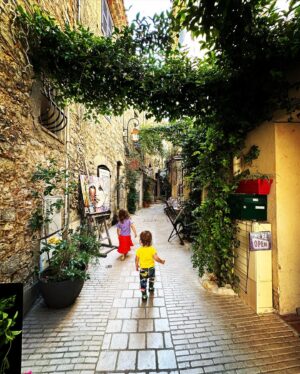 Kara Swisher Instagram - Amazing day visits today to Vence and Mougins. The Matisse Chapel — “just a flower” — was particularly moving.