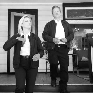 Kara Killmer Instagram - @christianstolte @nbconechicago @wolfentertainment  #paramedicine here to save the day!😎😎😎