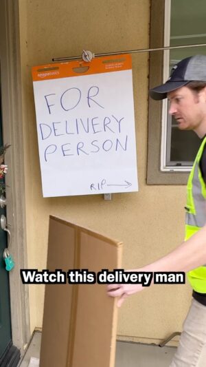 Karalynn Dunton Instagram - I can’t believe what this amazing delivery driver did! Faith in Humanity Restored! ❤️😭 @littlevictorianboy @karalynndunton @yourpal_austin