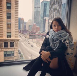 Karen Furlong Instagram - Chicago my love 🖤 PD: no me gusta nada el frío pero ese momento si lo disfruté mucho jaja