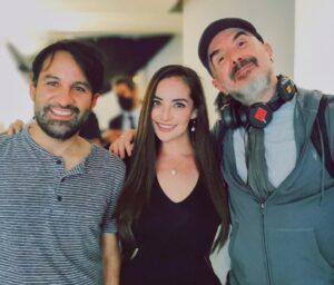 Karen Leone Instagram - Que linda experiencia trabajar con ustedes y todo el equipo. Es mágico cuando se fusiona el profesionalismo, talento y almas grandiosas.
@harisama @alfredoaltamirano
✨🙏🏼 #TheBeautifulLie @streampantaya
Gracias Gracias Gracias✨