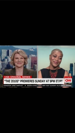 Karen Robinson Instagram - NBD. Day off. Researching heat pumps, meetings, laundry - general #adulting. Meanwhile, @frennifer and I WERE ON @cnn talking #schittscreek #2010s #peaktv !!! Because #magic.🪄

🧑🏽‍🦱💋 @ana_sorys 💋🧑🏽‍🦱