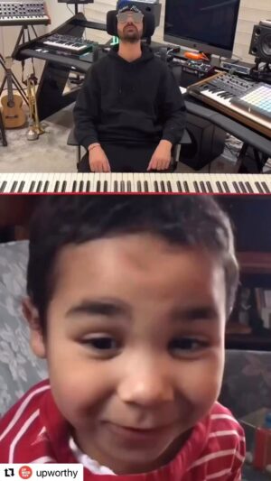 Karen Robinson Instagram - Oh my❤️ #Repost @upworthy with @use.repost
・・・
“Every little thing is gonna be alright” 🥹 a sweet collab bewteeen @frenchfusemusic & @ryclarkie ♥️
