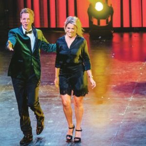 Karen Damen Instagram - Nu donderdag om 21u op @play4_be mijn eigen musical! 🙆🏼‍♀️ Dankjewel daarvoor @jamescooke1984 🙏♥️