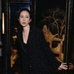 Karen Mok Man-Wai Instagram - French Chic🌹 👗 @shiatzychen 📸 @ffflyy2 💇‍♀️💄@jingyi_hmua #ShiatzyChen #AW2425 #PFW #PFW24 #莫文蔚 #KarenMOK