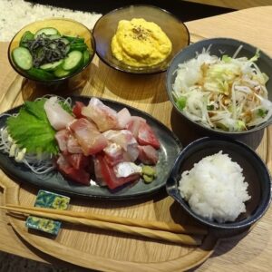 Karen Otomo Thumbnail - 4.9K Likes - Most Liked Instagram Photos