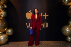 Karen Pittman Instagram - @appletv @themorningshow @vanityfair ❤️🗣️

https://www.vanityfair.com/sponsored/story/appletv-fyc-holiday
