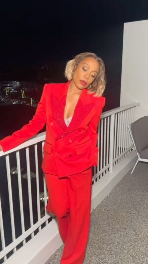 Karen Pittman Instagram - An honor to present tonight at the @muahs_awards to my esteemed colleagues in Local 706 here in Los Angeles.  Every character I work on begins in the hair and make up trailer with the creative souls who rarely get the credit they deserve.  Thank you to those who have helped me over the years in creating and developing the characters I embody.  And thank you Local 706 for welcoming you into your community tonight.