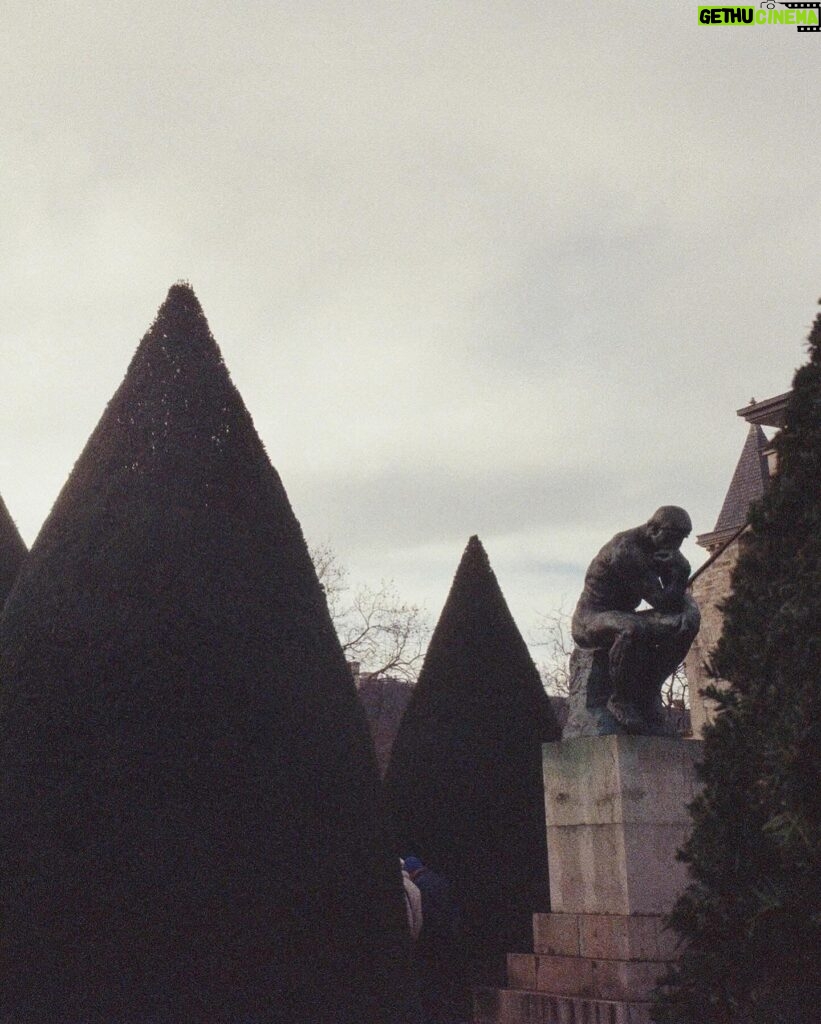 Karena Lam Kar-Yan Instagram - Rodin & Gromley #filmcamera @museerodinparis
