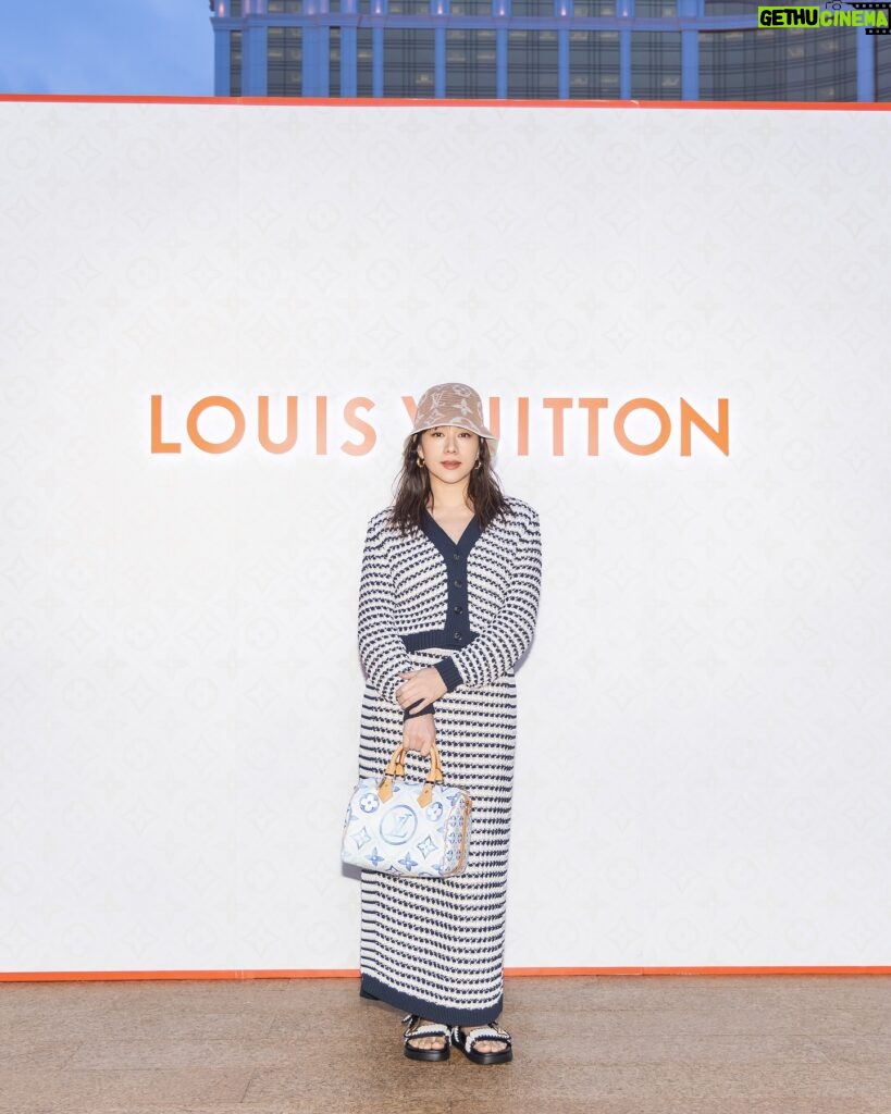 Karena Lam Kar-Yan Instagram - Summer vacation is on my mind…brace yourselves🌞Thank you @louisvuitton for the invite and the cool vibes. @louisvuitton #LouisVuitton #LVSummer #LVMenPreFall24 #PharrellWilliams @galaxymacau #澳門銀河 #GalaxyMacau