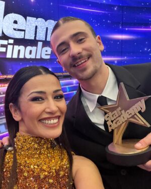 Karima Charni Instagram - ⭐️  « Oh WOW » ⭐️
Félicitations @pierregarniermusique 🏆❤️
Bravo pour ton incroyable parcours. Merci de ta confiance tout au long de ces 3 mois, pour ta gentillesse, ta douceur, ton humilité, ton élégance, ton talent. Je suis très heureuse et fière de toi. Ce n’est que le début du chemin et je te souhaite le meilleur! Envole toi & brille ✨

#StarAcademy #TF1 #Musique #PopCulture