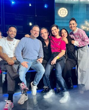 Karima Charni Instagram - ✨ The category is nostalgia ✨

1: @nikosaliagas et ses petits 💕
2: Répétition avec la promo 2023 ⭐️
3: Il est notre producteur depuis un moment…la #StarAc il la connaît bien et nous aussi! Merci pour tout @mathieuvergne 🙏🏽😘✨
4: Noël ensemble (ma @aljofficiel ❤️)
5: Maestro @oscar.sisto_officiel 🥰
6: Ma douce @emmadaumasofficiel 💐
7: Au prompteur mais surtout à nos côtés depuis le début @valerie_knokke À nos 20 ans ma Knokke ❤️
8: « Parce que nous on sait »💕 @luciebernardoni 
9: Quand tu as fait l’école @kameloualioff et que tu répètes devant Kamel Ouali 🤩
10: New day ⭐️💙

#NosRetrouvailles #StarAcademy #Family #TF1 

@staracademytf1