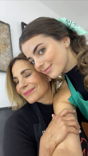 Karina Calmet Instagram - La experiencia más linda 🌟👩🏻‍🍳