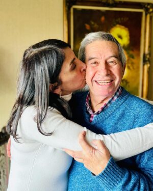 Karla Rubilar Instagram - Papito hermoso, te amo con todo el ❤️. Eres el mejor papá que Dios y la vida me pudieron dar. Gracias por  tanto #felizdiadelpadre