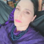 Karla Cossío Instagram - El rebozo de mi madre me abraza
