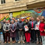 Karol Cariola Instagram – REUNIÓN CON LA DIRECTIVA DE LA CENTRAL UNITARIA DE TRABAJADORES✊🏼 

Esta mañana junto al vicepresidente @ericaedojeldres la diputada @aleplacencia y los diputados @luiscuellodiputado @giordanodiputado y @danielmelodiputado sostuvimos una reunión junto a la directiva de la CUT @cutchileoficial encabezada por su presidente
@davidacunamillahueique quienes hicieron entrega del Manifiesto Social que recoge las principales demandas de la Central🔴

👉🏼 Como mesa pondremos a disposición de todos los parlamentarios y parlamentarias los once puntos del Manifiesto Social que responde a las demandas de diferentes organizaciones sociales que abarcan a trabajadores del sector público y privado de los sectores de la salud, transporte, además de representantes de pobladores y pymes.