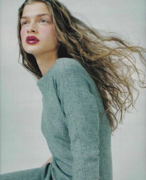 Karolina Muller Instagram - Hello December. Hello Thursday. Hello Fam, Friends and Fans. Hush, hush…  A little throwback to the 90’s Supermodel fashion era and the new classic that emerged in. Me :) Here’s one of my first editorials for German Elle Magazine @ellegermany  I was about 16 years old and completely innocent of the hustle and bustle that the fashion and entertainment industries have put me into.
What a great adventure it’s been. Je ne regrette rien!  #winterwonderland #tbthursday #90sfashion #vintagefashion #vintagestyle #newclassic #fashiongram #90svintage #90saesthetic #90sstyle #90svibes #supermodeloftheyear #90sbabes #theoriginals #editorial #ellemagazine #photography #photogram #flashback #instaphoto #instafashion #instamood #trend #celebfashion #celebnews #celebrity #model #actor #karolinamuller #karolinamullerofficial @karolinamullerofficial