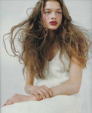 Karolina Muller Instagram - Hello December. Hello Thursday. Hello Fam, Friends and Fans. Hush, hush…  A little throwback to the 90’s Supermodel fashion era and the new classic that emerged in. Me :) Here’s one of my first editorials for German Elle Magazine @ellegermany  I was about 16 years old and completely innocent of the hustle and bustle that the fashion and entertainment industries have put me into.
What a great adventure it’s been. Je ne regrette rien!  #winterwonderland #tbthursday #90sfashion #vintagefashion #vintagestyle #newclassic #fashiongram #90svintage #90saesthetic #90sstyle #90svibes #supermodeloftheyear #90sbabes #theoriginals #editorial #ellemagazine #photography #photogram #flashback #instaphoto #instafashion #instamood #trend #celebfashion #celebnews #celebrity #model #actor #karolinamuller #karolinamullerofficial @karolinamullerofficial