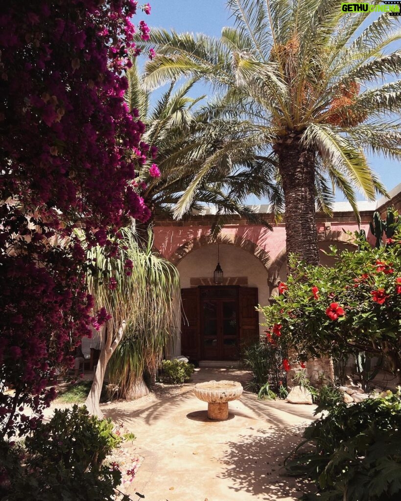 Kasia Smutniak Instagram - Essaouira 💙